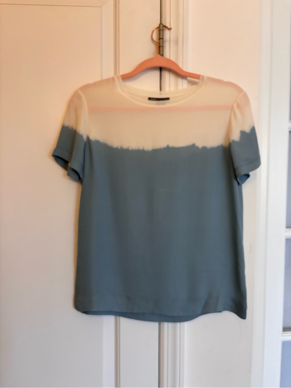 Vince Two-Tone Short Sleeve Silk Crewneck Blouse in Pale Blue and Cream